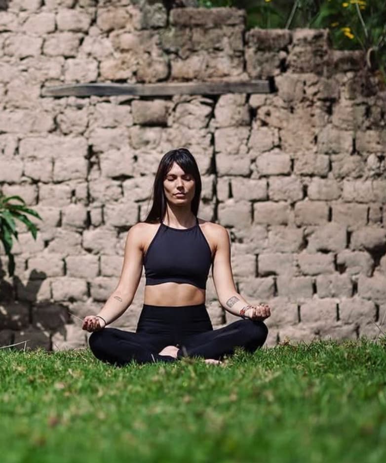 Daniela Roepke meditando